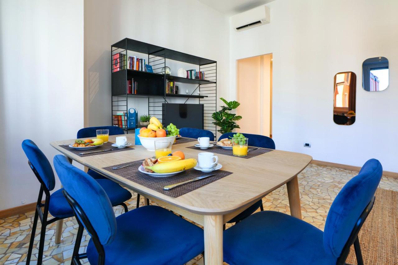 Sweett - Fontana Apartment Milan Bagian luar foto